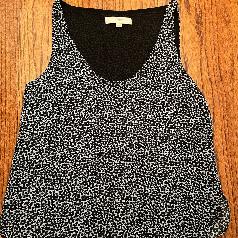 XS women’s Tank LOFT Blouse